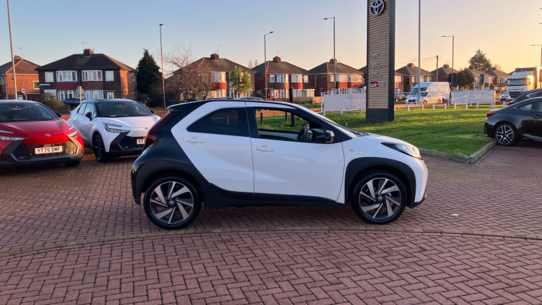 Toyota Aygo X 1.0 VVT-i Edge 5dr Petrol Hatchback